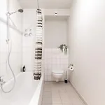 & Coliving Apartmanhotel