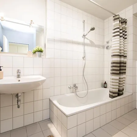 & Coliving Ξενοδοχείο με διαμερίσματα *