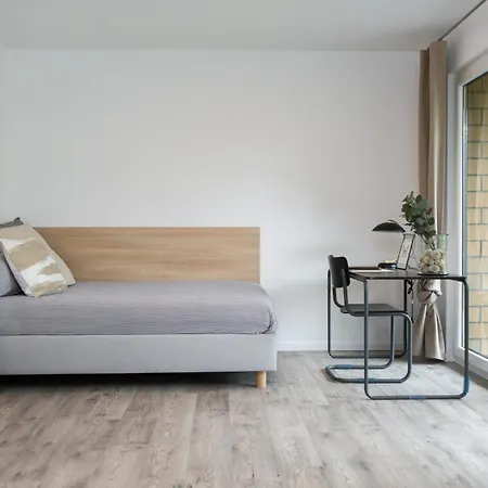 & Coliving Апарт-отель Бремен